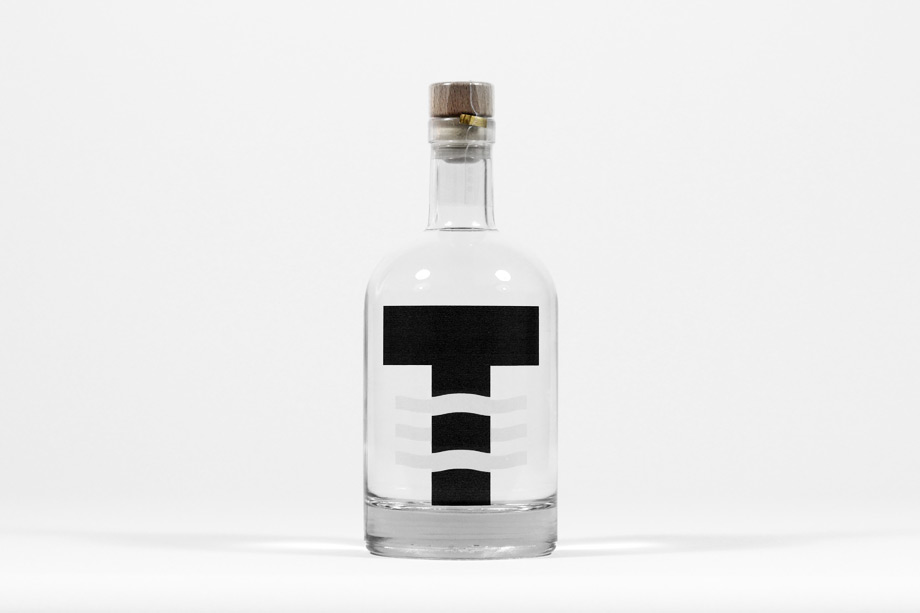 RETOX Liquor Store Volito Bottle front