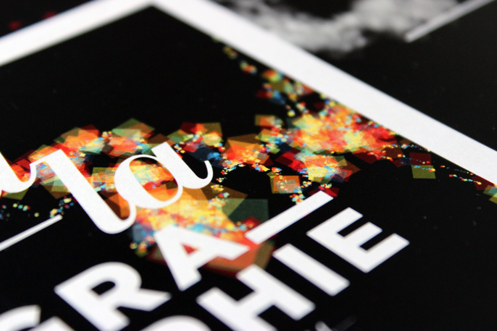 — Flyer detail: square elements in square shape